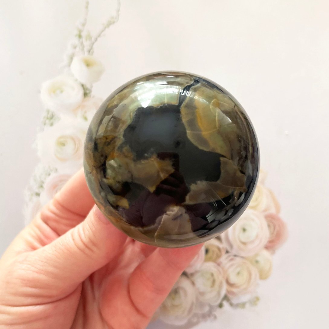 Volcanic agate sphere