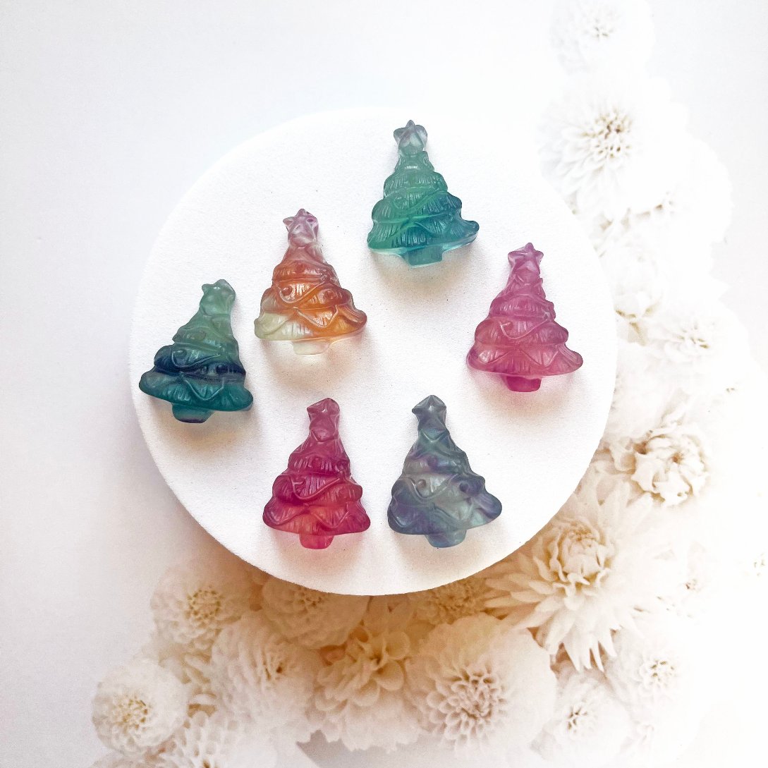 Fluorite Christmas tree carving