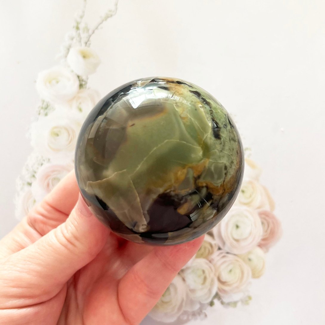 Volcanic agate sphere